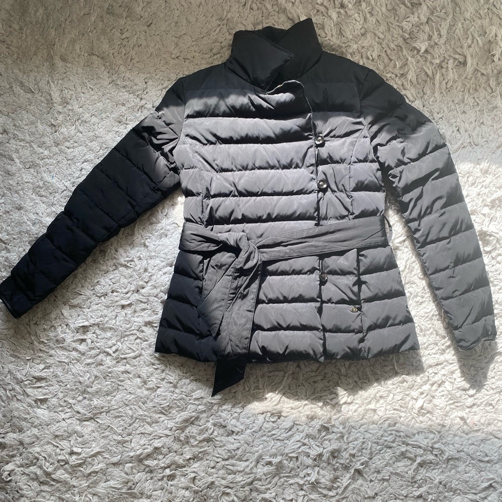 Massimo Dutti - black short jacket with removable collar and belt